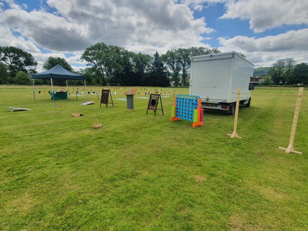 corporate giant garden games hire gloucestershire