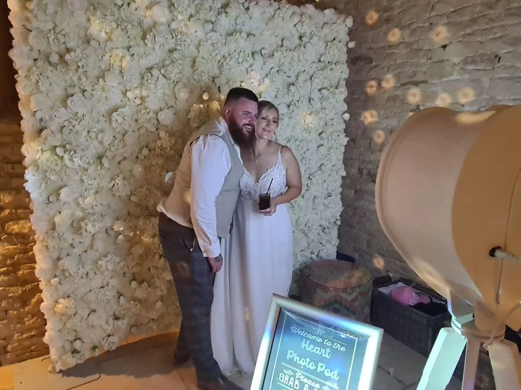 flower wall hire gloucestershire 33